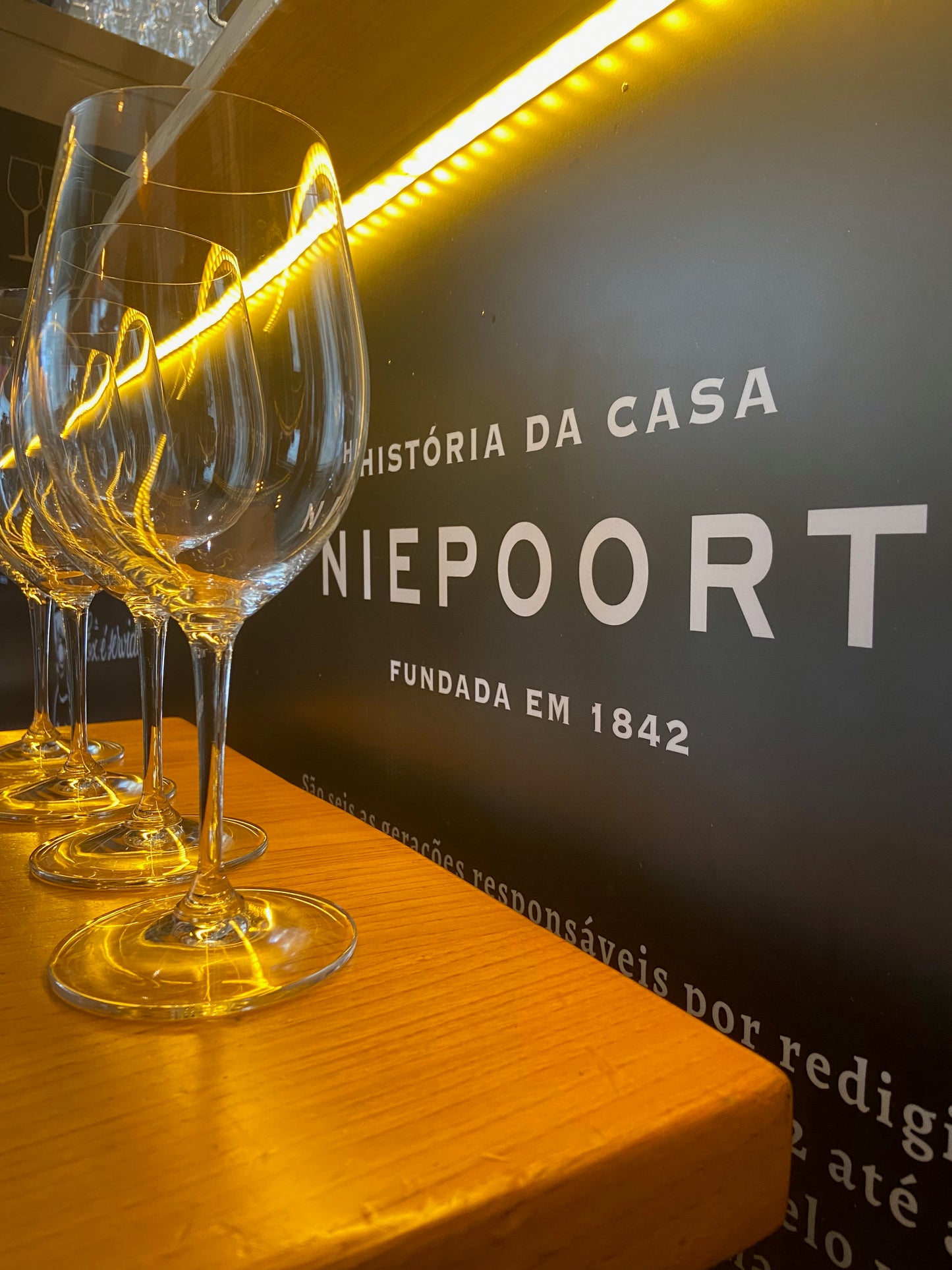 Descubra os Sabores de Portugal em uma casa típica portuguesa