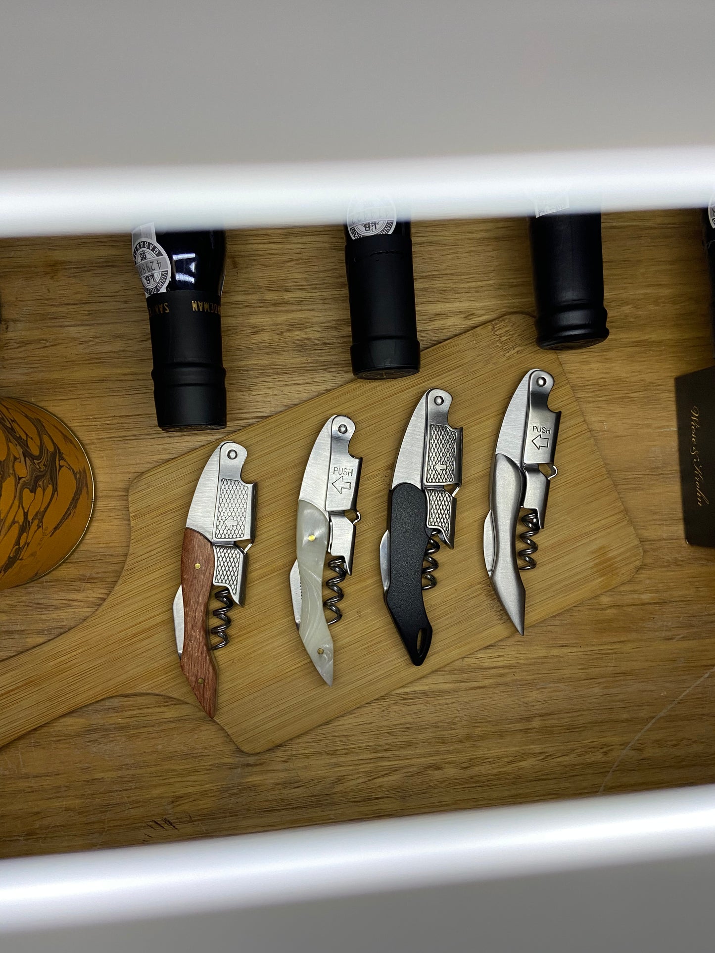 Stainless steel corkscrew with ergonomic wooden handle - Durable material
